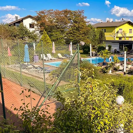 Schwalbennest דירה Srejach